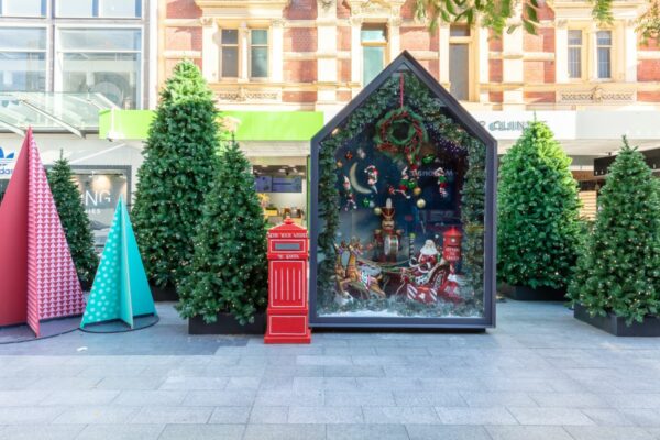 Ideal for Outdoor Displays